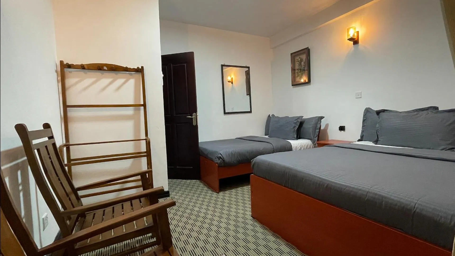 Breeze Holiday Apartment Nuwara Eliya